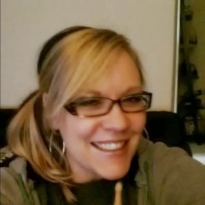 Meet your Posher, Stacey